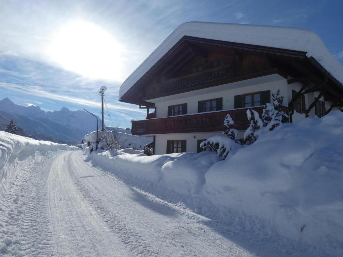 Gaestehaus Bergblick Wallgau Bagian luar foto