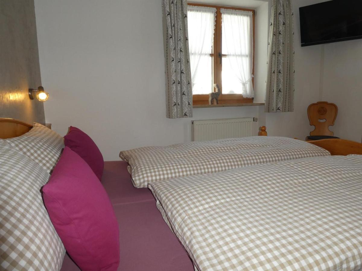Gaestehaus Bergblick Wallgau Bagian luar foto